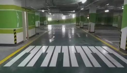 阎良仓库划线